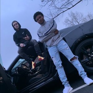 Meet your Posher, Tom